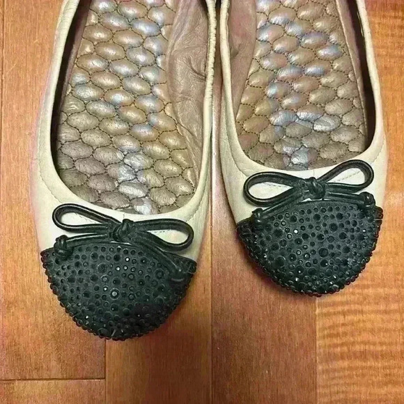 Sam Edelman Beatrix Cream and Black Spiked Toe Flats - Picture 5 of 7